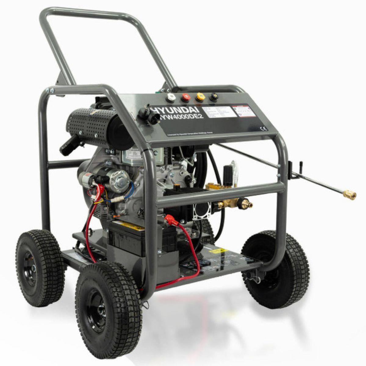 Hyundai HYW4000DE2 4000psi/275 bar Diesel Pressure Washer Annovi Reverberi Triplex Pump 13L/min with 10m Hose