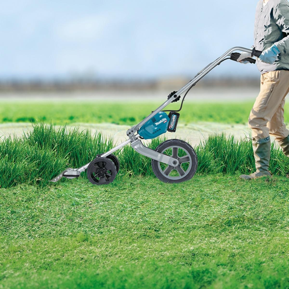 Makita UG001GZ 40V Max XGT Brushless Ground Trimmer with 1 x 5.0Ah Battery & Charger