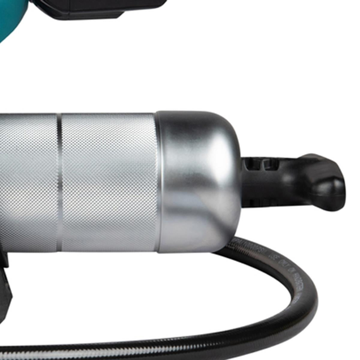 Makita GP001GD201 40V Max XGT Grease Gun with 2 x 2.5Ah Batteries & Charger