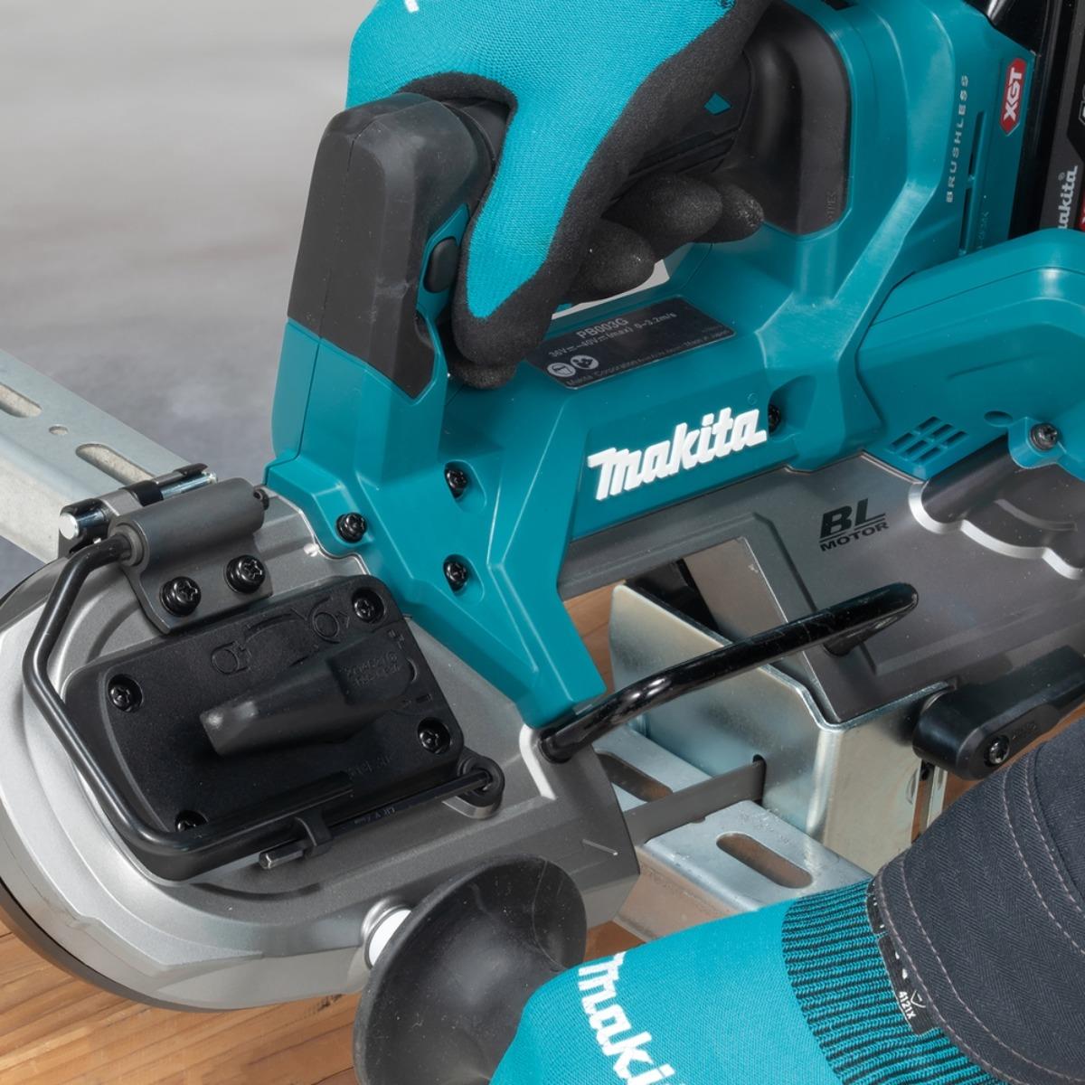 Makita PB003GZ 40V Max XGT 66mm Portable Bandsaw with 1 x 8.0Ah Battery & Charger