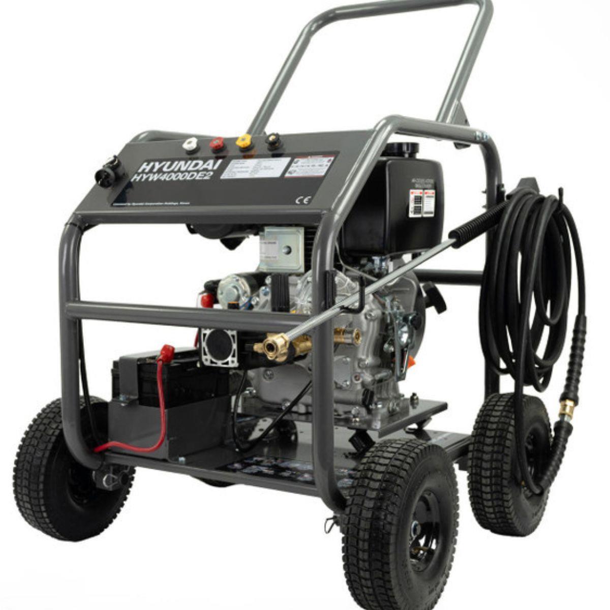 Hyundai HYW4000DE2 4000psi/275 bar Diesel Pressure Washer Annovi Reverberi Triplex Pump 13L/min with 10m Hose
