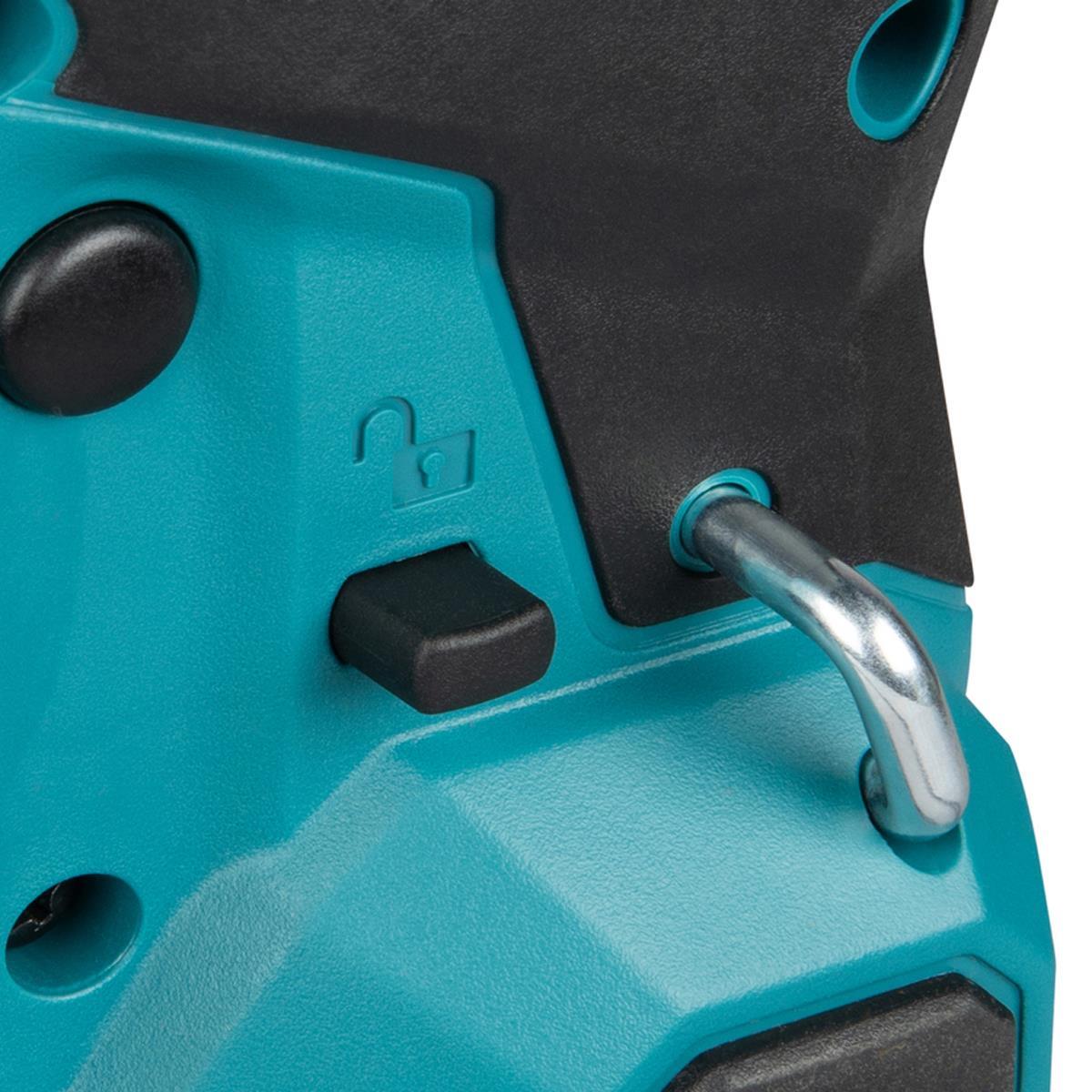 Makita GP001GZ 40V Max XGT Grease Gun with 2 x 5.0Ah Battery & Charger